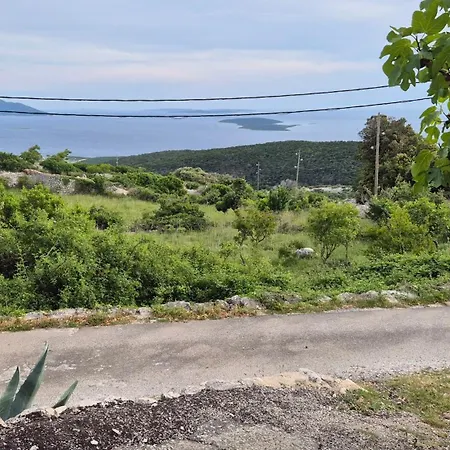 بيت للعطل The View House Lucano *