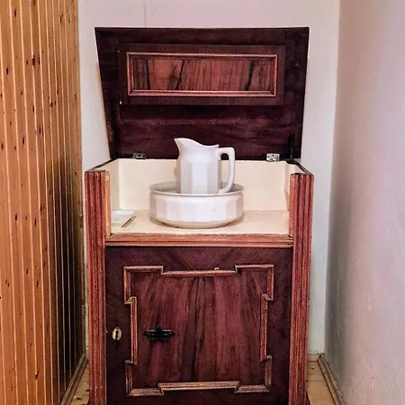 The View House Lucano بيت للعطل