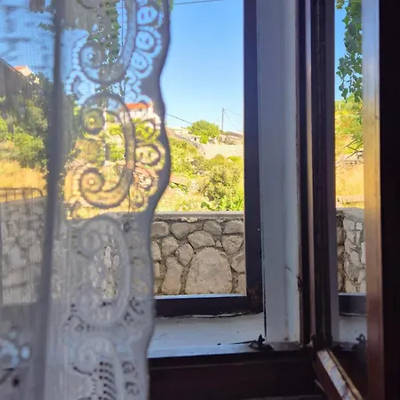 بيت للعطل The View House Lucano