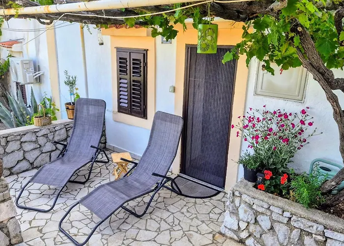 The View House Lucano Vidovic