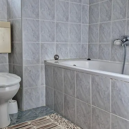 The View House Lucano *